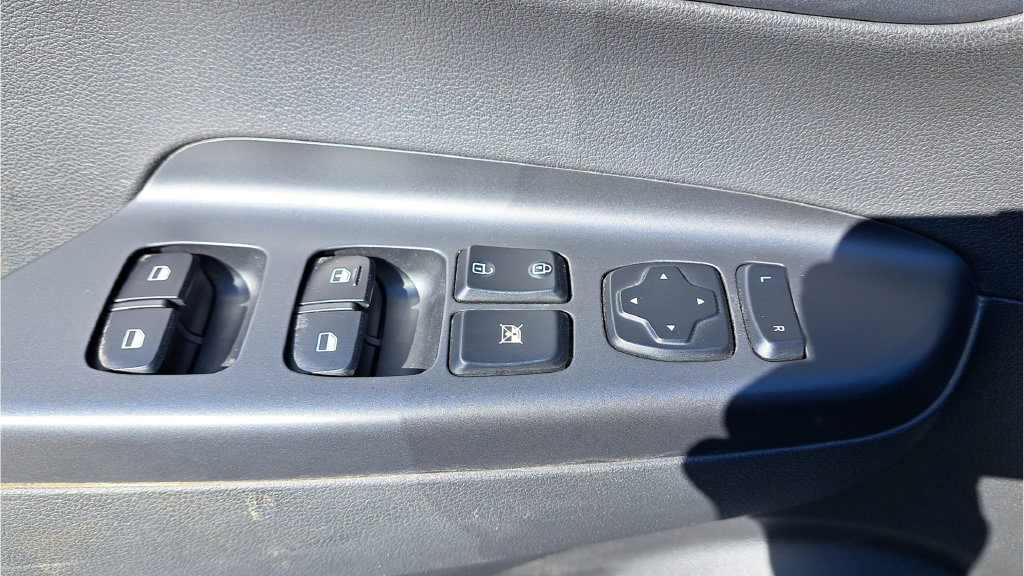 Used 2019 Hyundai Kona SE FWD image 37