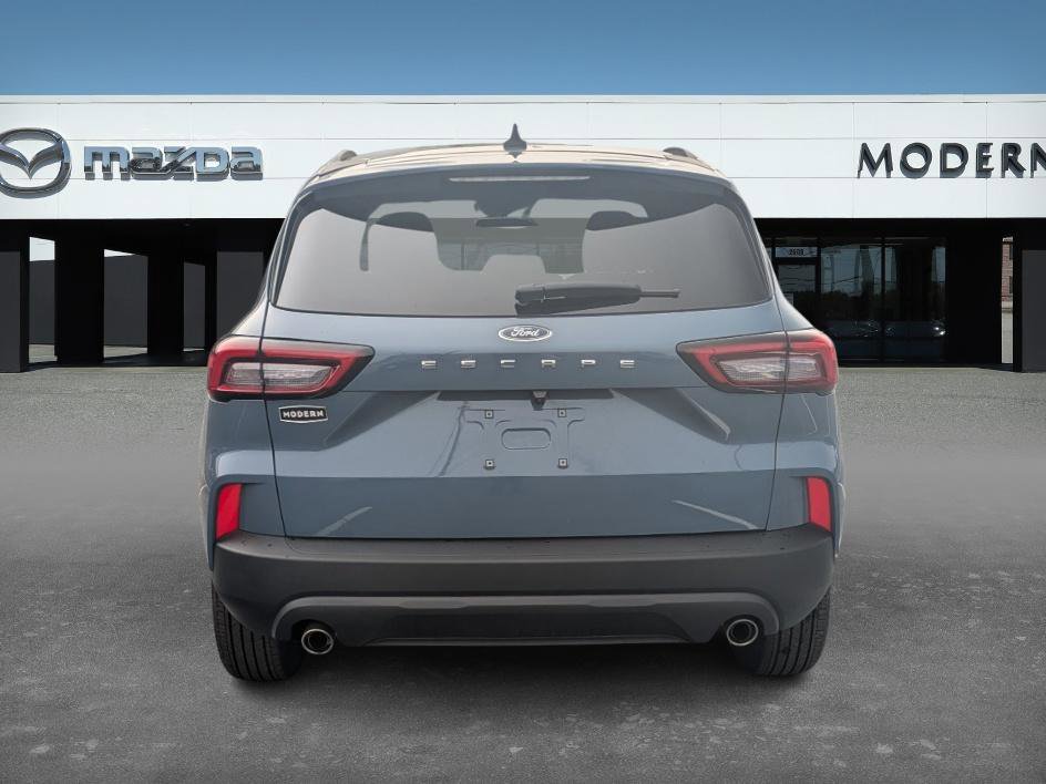 Used 2025 Ford Escape ST-Line image 6