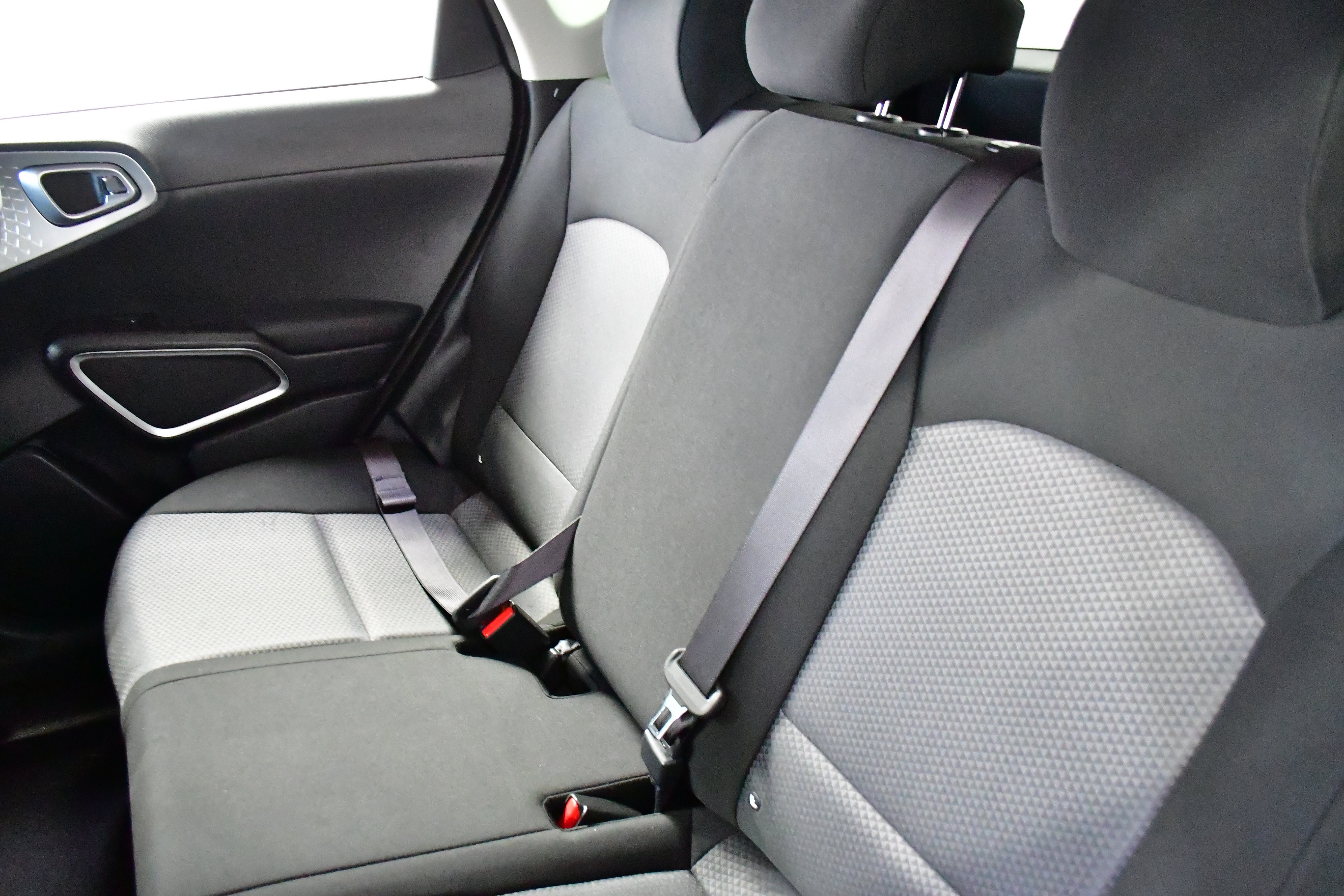 Used 2025 Kia Soul LX w/ LX Technology Package image 10