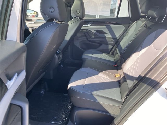 New 2025 Volkswagen Tiguan SE R-Line image 56