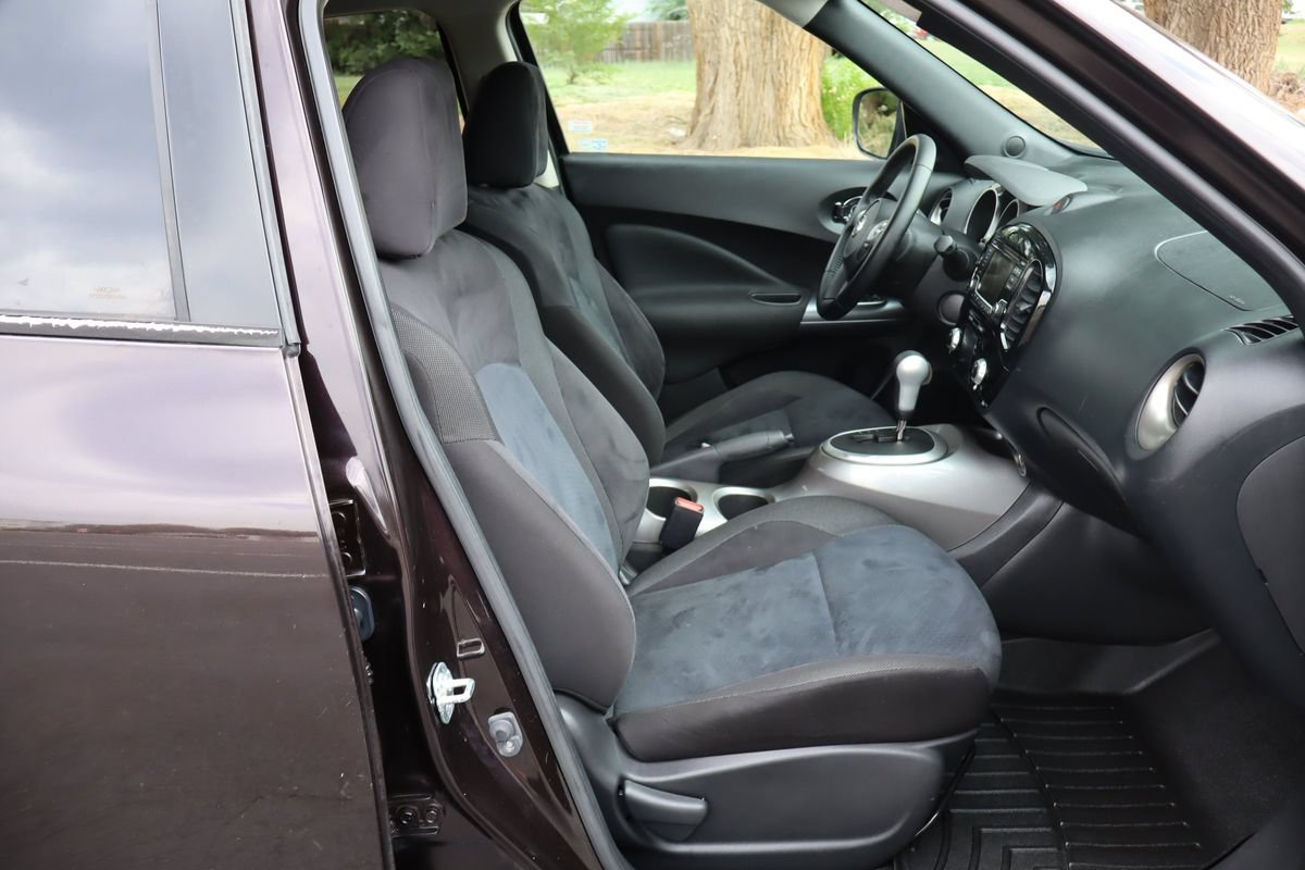 Used 2015 Nissan Juke SV AWD/4WD image 22