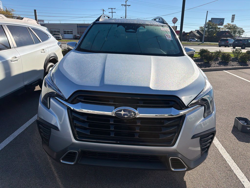Used 2023 Subaru Ascent Touring AWD/4WD image 17