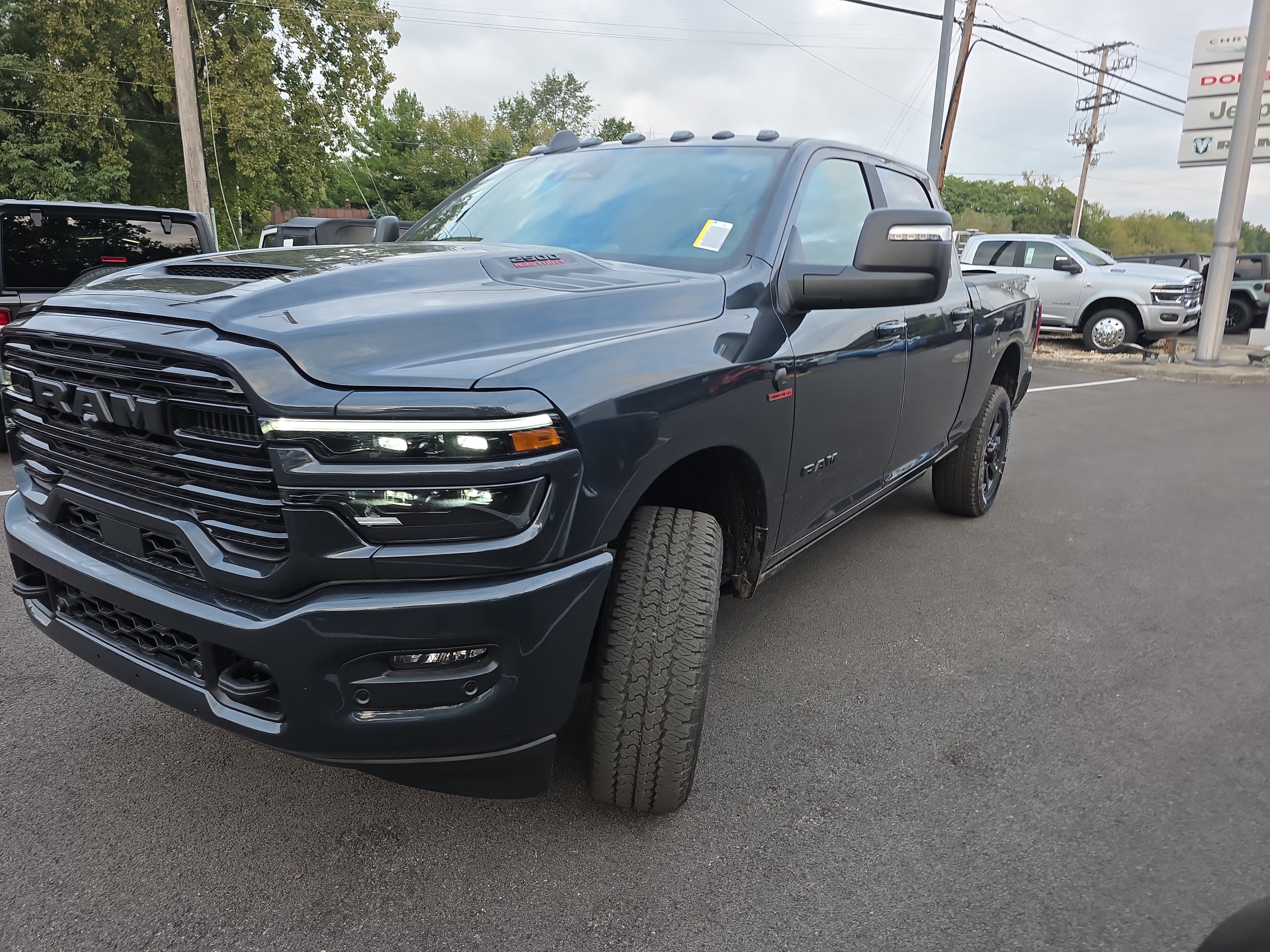 New 2027 RAM 2500 Laramie AWD/4WD image 21