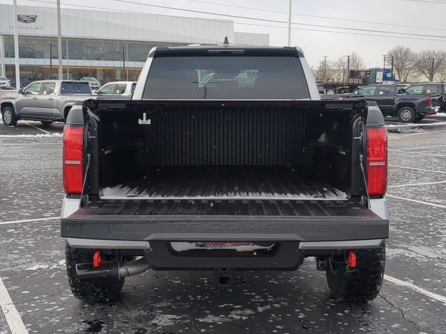 Used 2025 Toyota Tacoma SR5 image 15