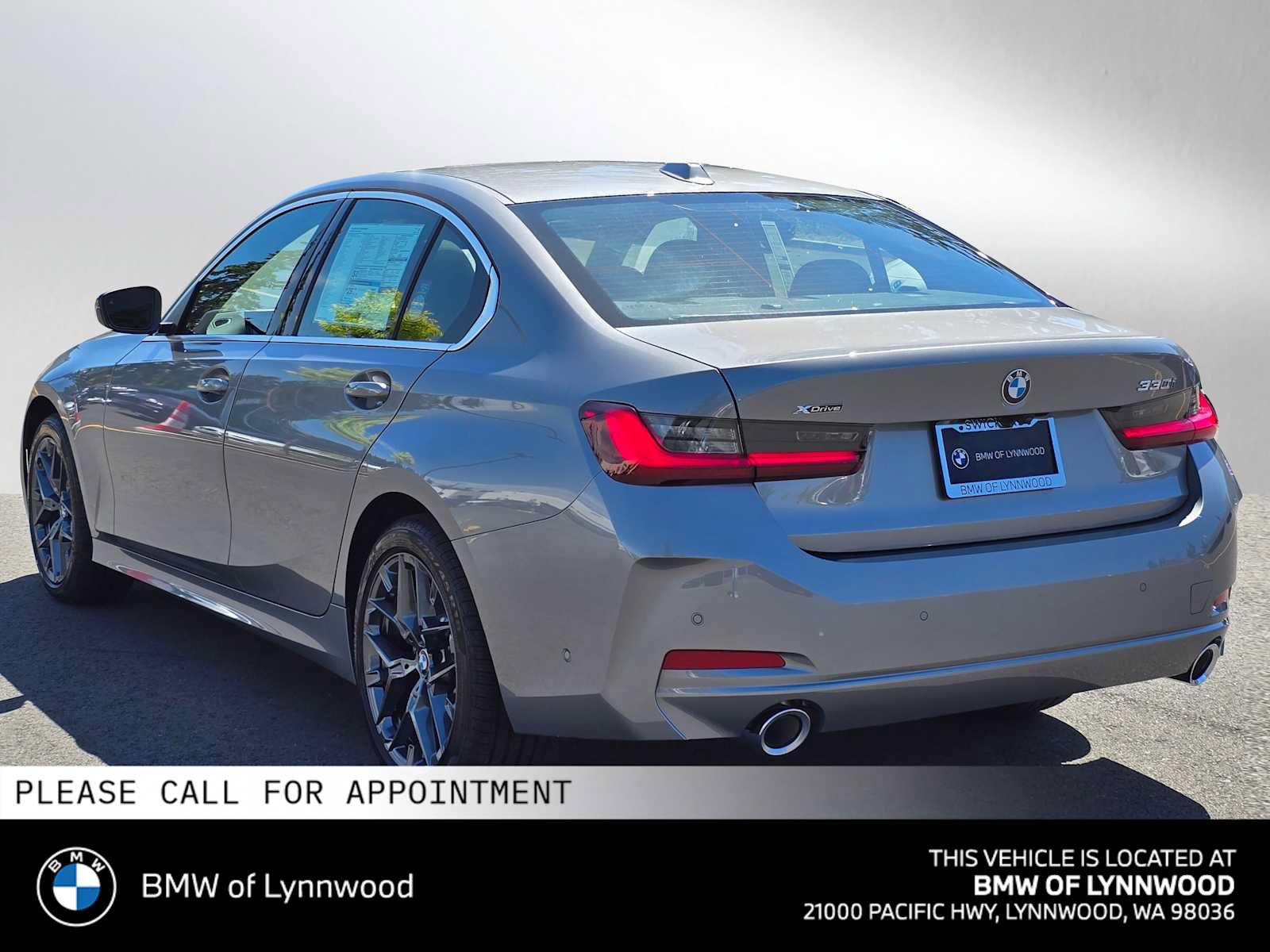 New 2026 BMW 330i xDrive Sedan w/ Convenience Package AWD/4WD image 5