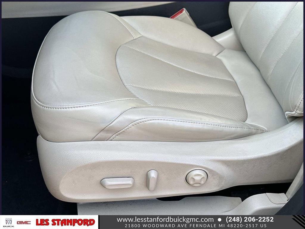Used 2019 Buick Envision Essence AWD/4WD image 19