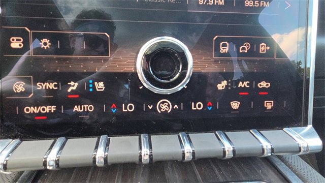 New 2025 GMC Sierra EV Denali image 38