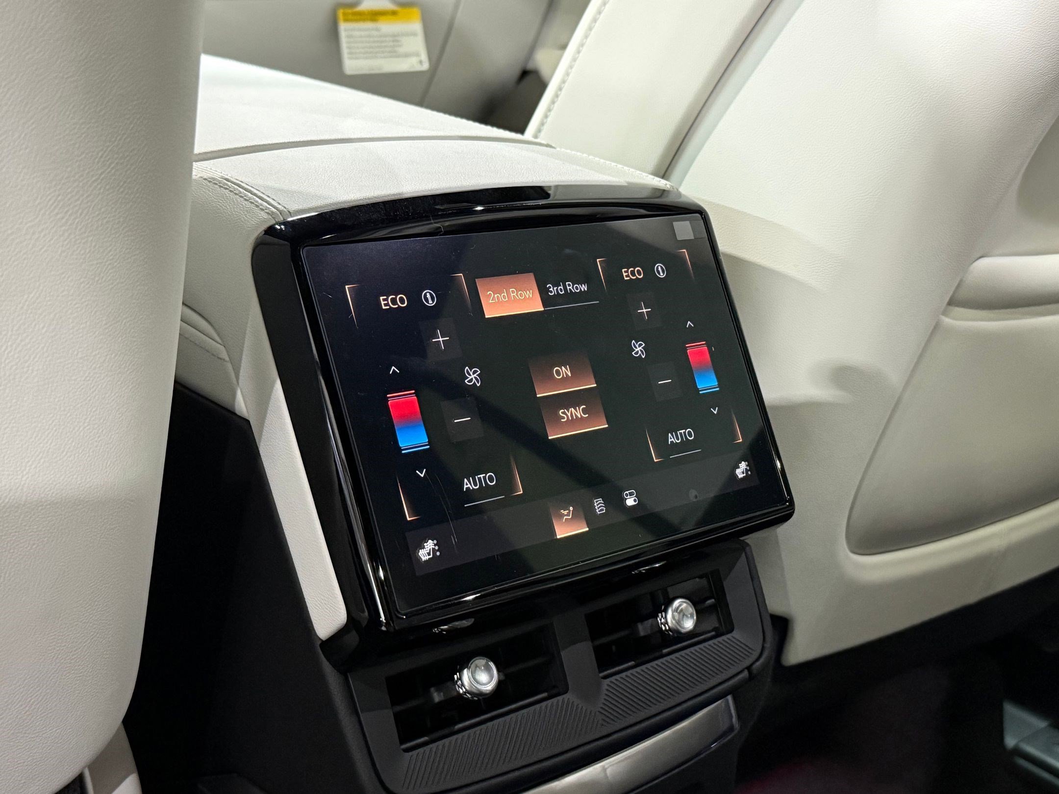 New 2026 Cadillac Vistiq Sport image 43