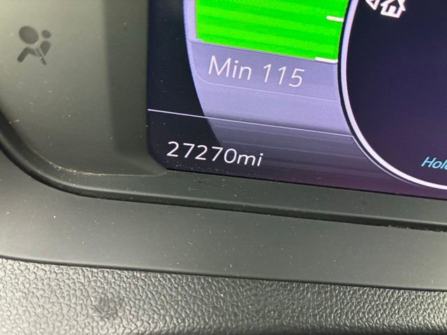 Used 2023 Chevrolet Bolt EUV LT FWD image 13