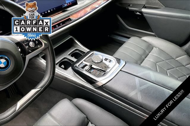Used 2023 BMW i7 xDrive60 AWD/4WD image 17