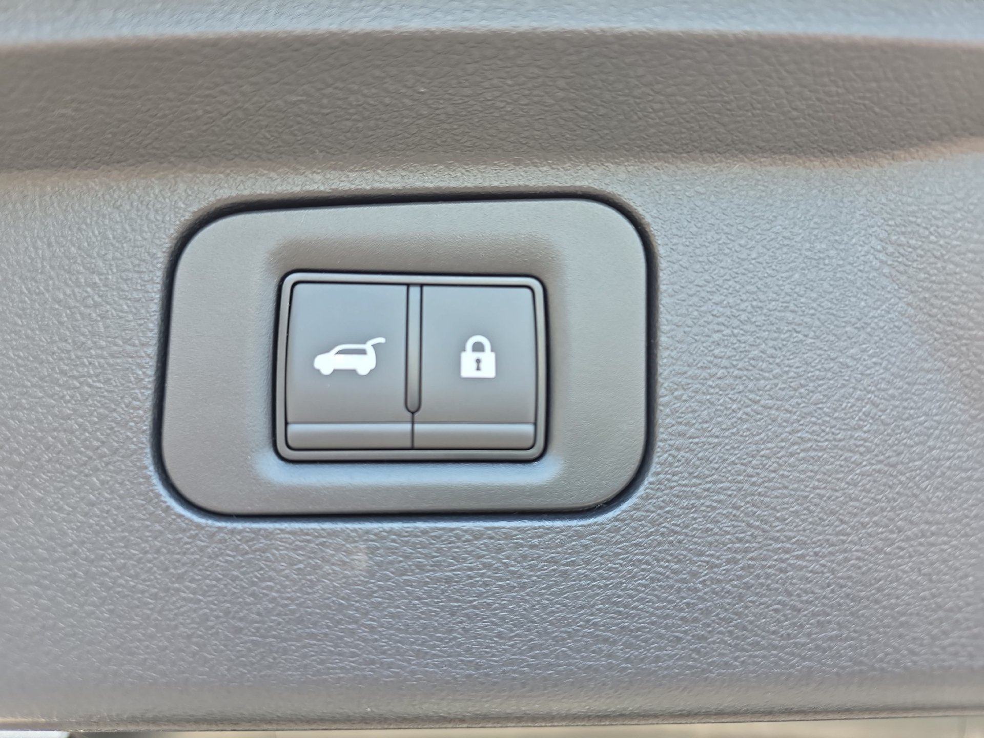 New 2026 Nissan Armada PRO-4X w/ Captain's Chari Seat Package AWD/4WD image 13