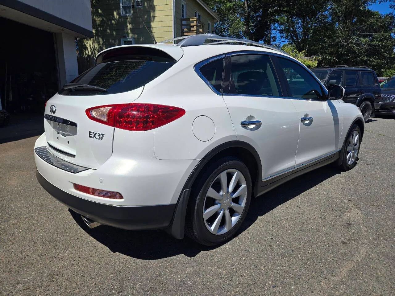 Used 2013 INFINITI EX37 Journey w/ Premium Pkg image 32