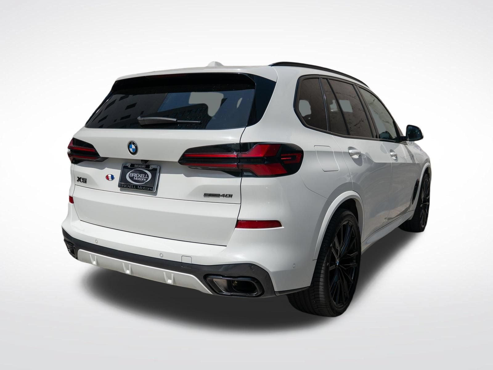 Used 2024 BMW X5 sDrive40i w/ M Sport Package RWD image 14