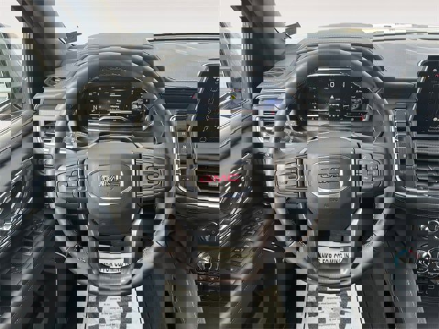 Used 2024 GMC Yukon AT4 image 12