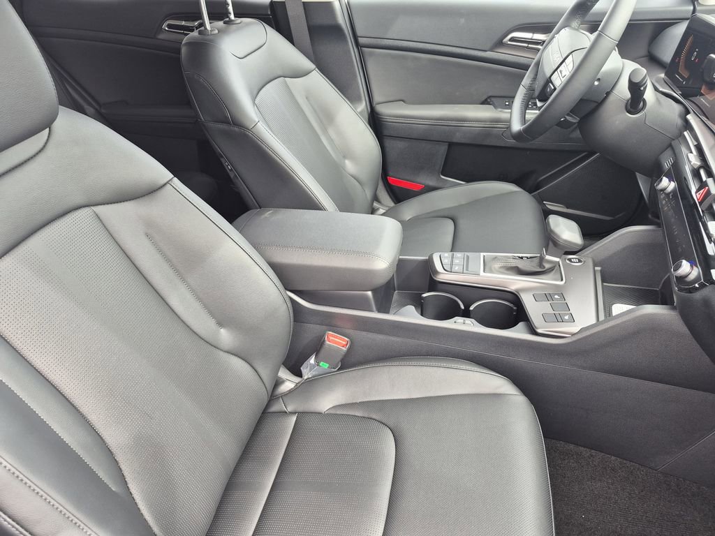 New 2026 Kia Sportage EX image 13
