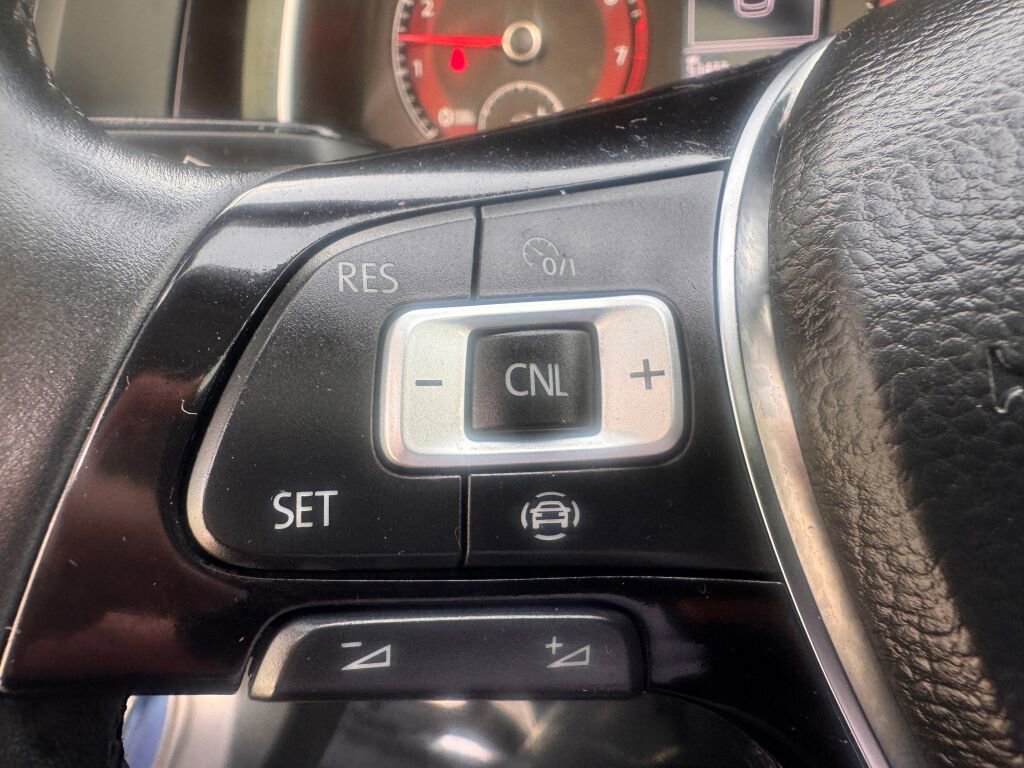 Used 2019 Volkswagen Jetta SE image 17