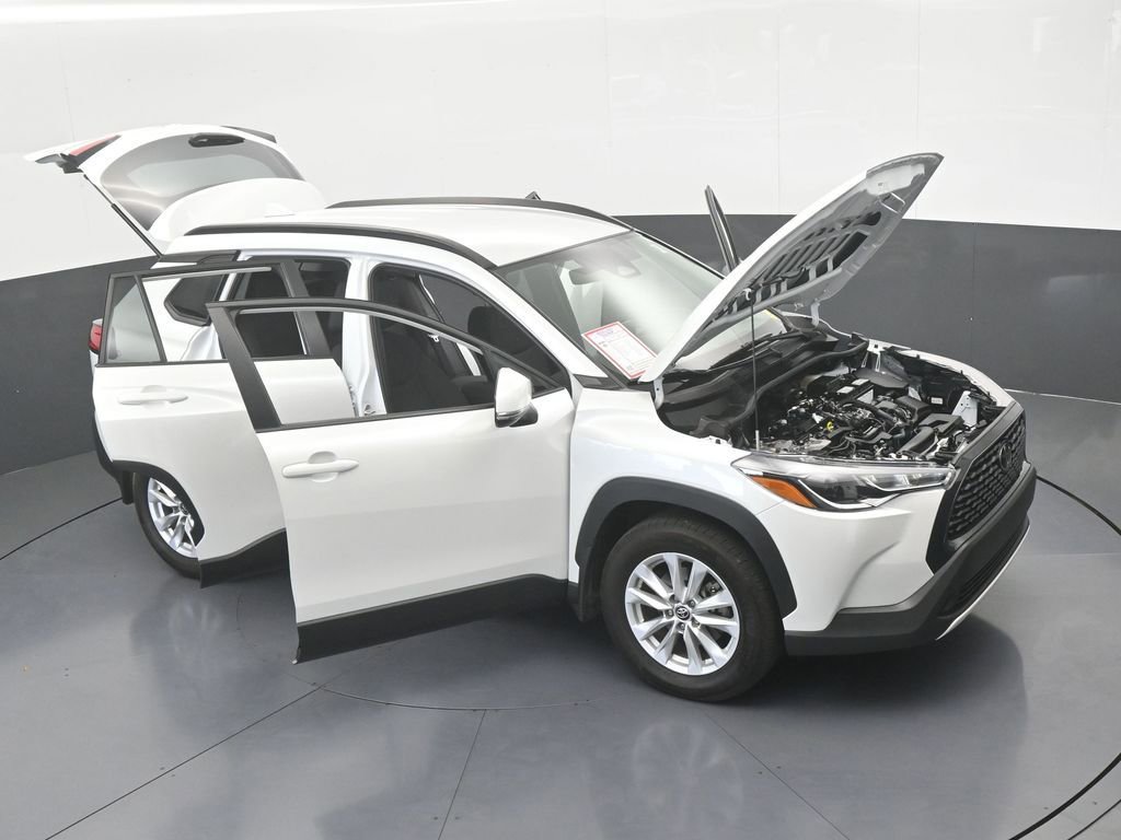 Used 2024 Toyota Corolla Cross LE FWD image 70