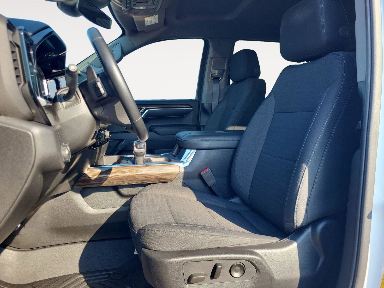 Used 2023 Chevrolet Silverado 1500 RST image 10