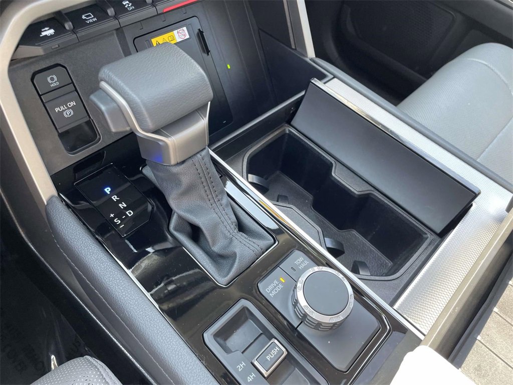 Used 2024 Toyota Sequoia Limited image 23