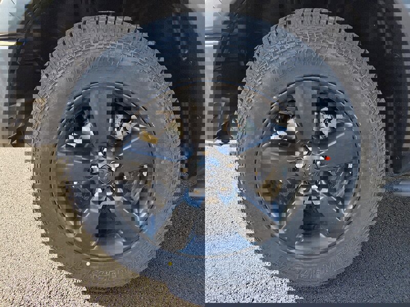 Used 2019 RAM 1500 Classic Warlock w/ Luxury Group image 9