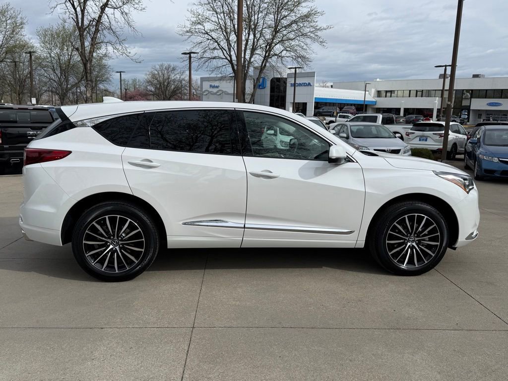 Certified 2025 Acura RDX SH-AWD w/ Advance Package image 3