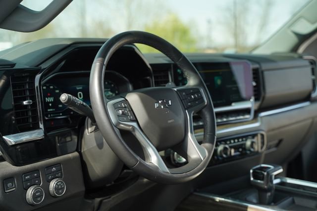 Used 2023 Chevrolet Silverado 1500 RST w/ Convenience Package II image 28