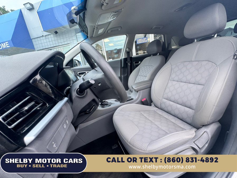 Used 2021 Kia Niro LX FWD image 10