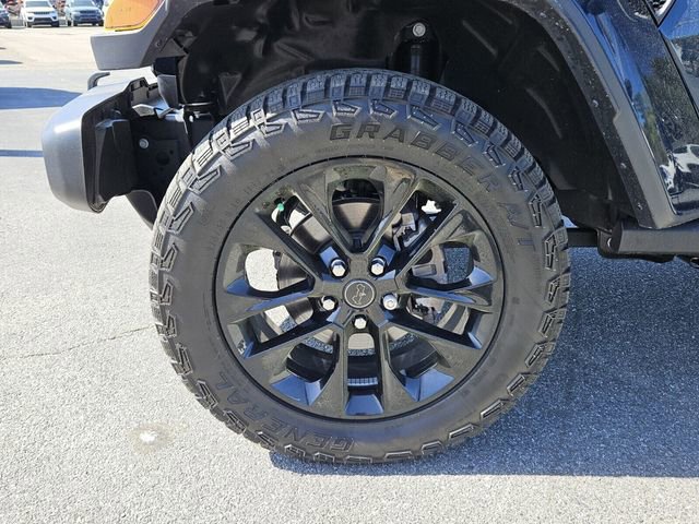 Used 2025 Jeep Gladiator Sport AWD/4WD image 9