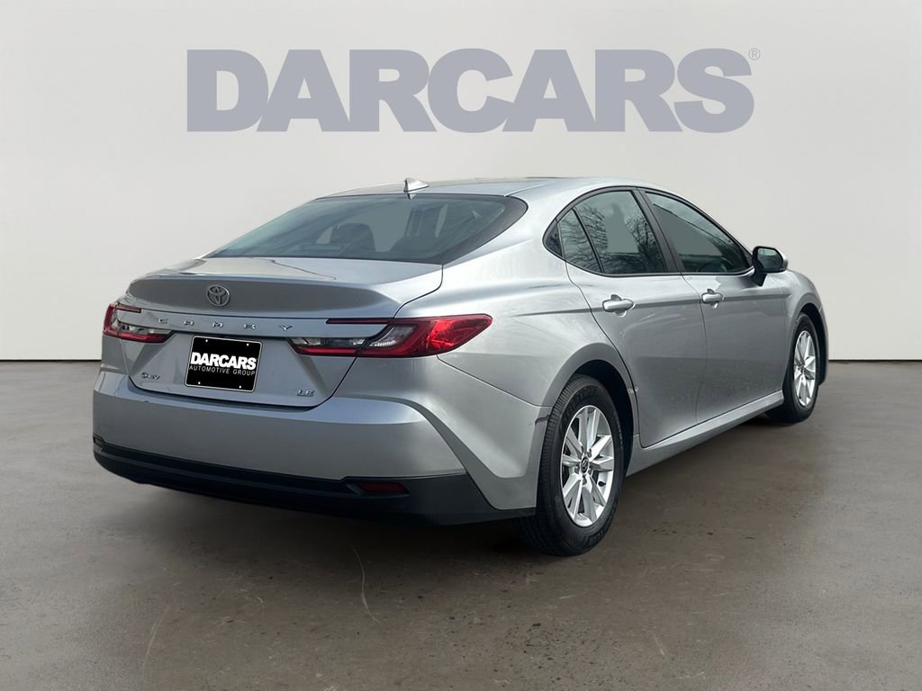 Used 2025 Toyota Camry LE FWD image 7