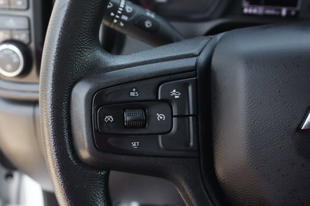 Used 2025 Chevrolet Silverado 1500 Custom Trail Boss w/ Dark Appearance Package AWD/4WD image 28