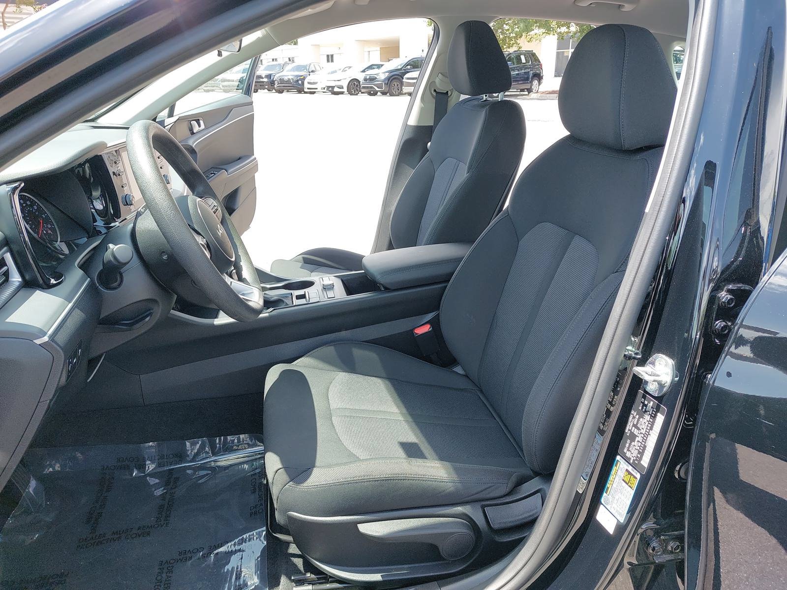 Used 2022 Kia K5 LXS FWD image 16