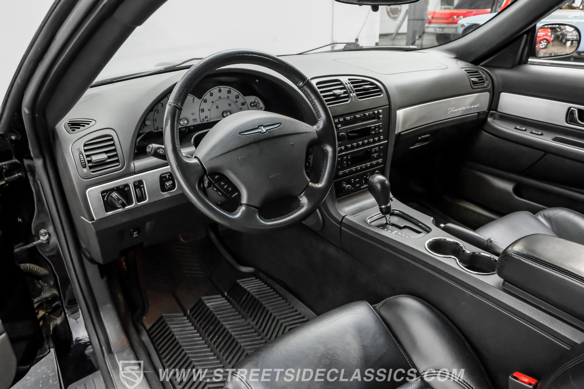 Used 2002 Ford Thunderbird image 4