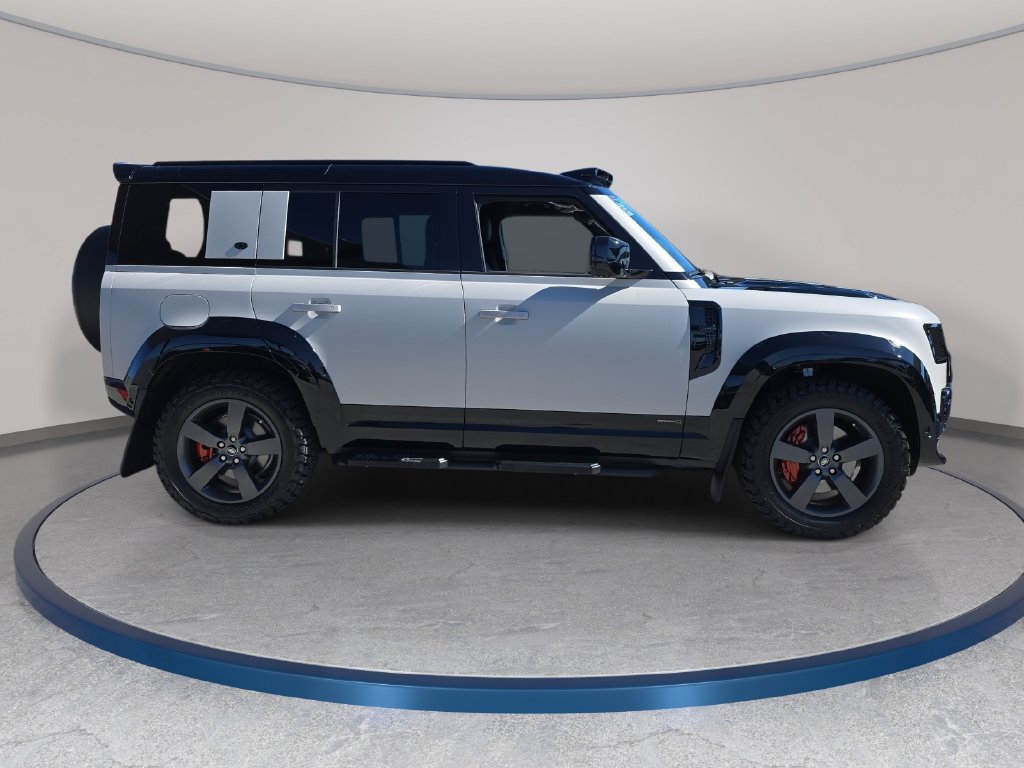 New 2026 Land Rover Defender 110 X AWD/4WD image 4