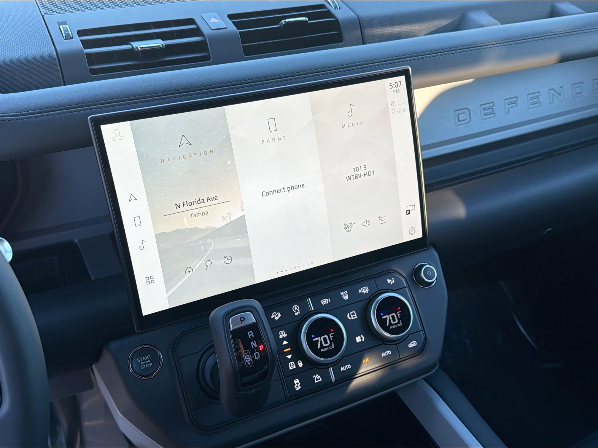 New 2026 Land Rover Defender 130 V8 image 28