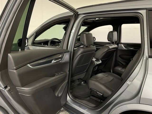 Certified 2025 Cadillac XT6 Sport w/ Technology Package image 30