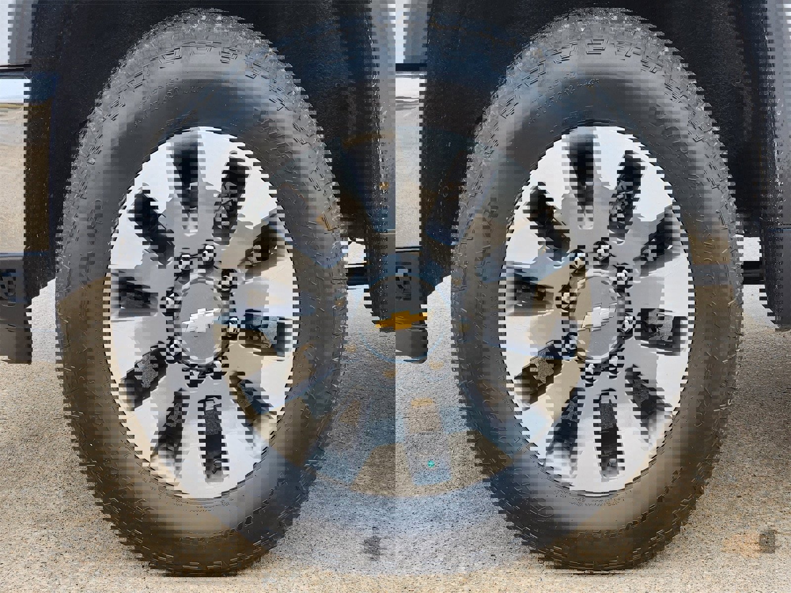 Used 2024 Chevrolet Silverado 2500 LT image 10