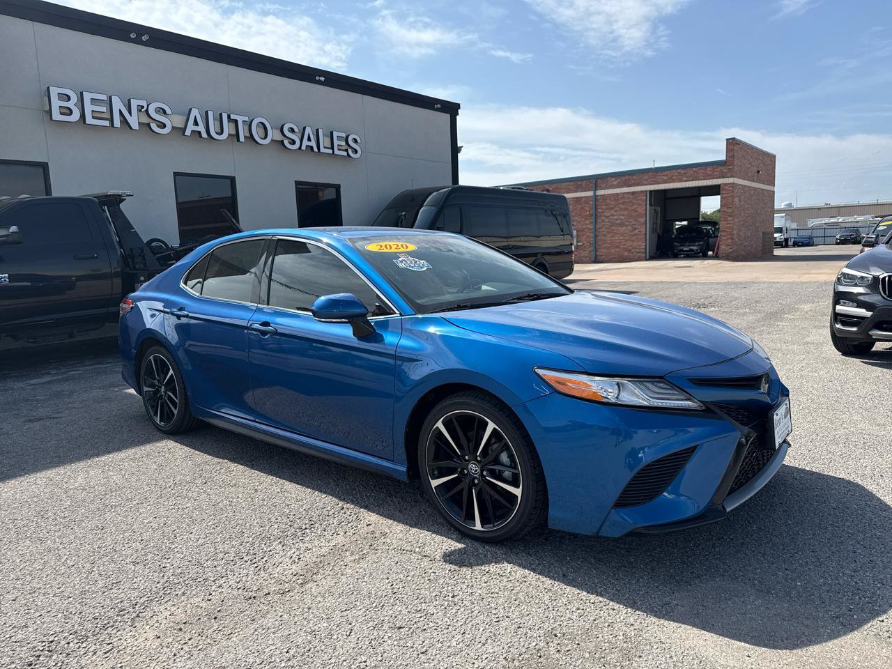 Used 2020 Toyota Camry XSE FWD image 4