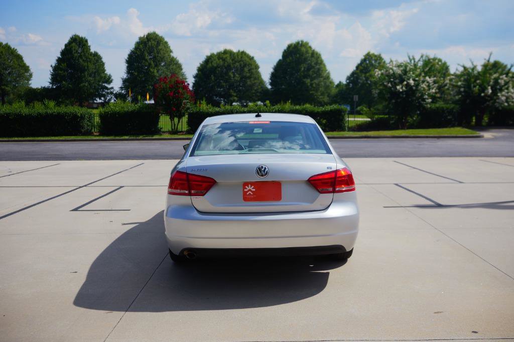 Used 2012 Volkswagen Passat 2.5 SE image 6