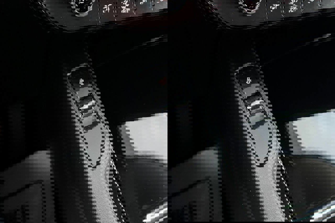 Used 2023 Kia Telluride S image 36