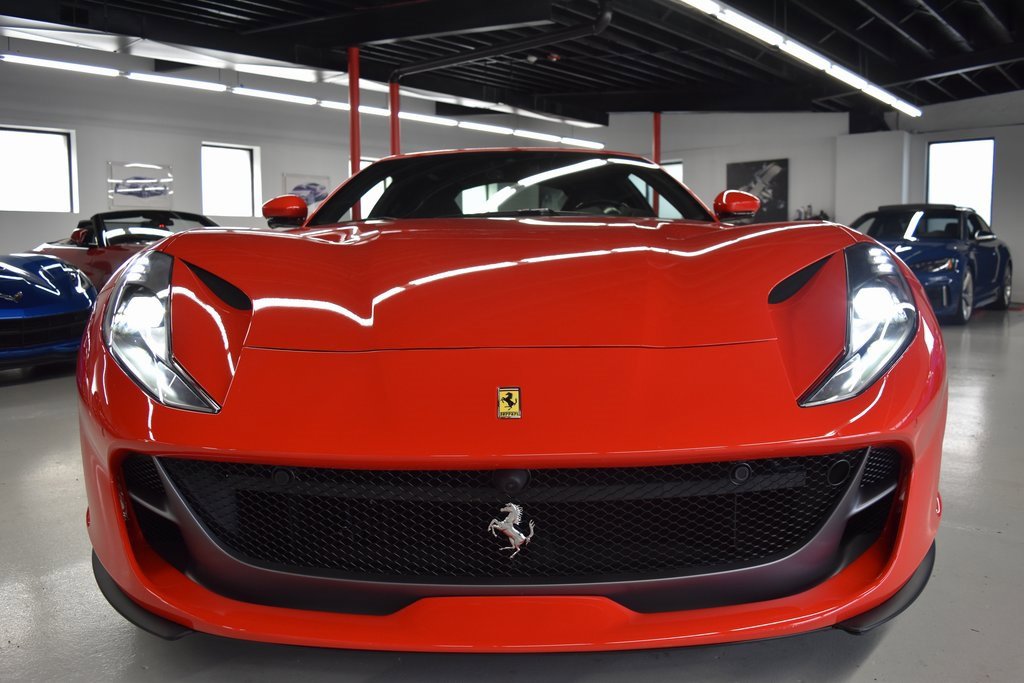 Used 2020 Ferrari 812 Superfast image 9