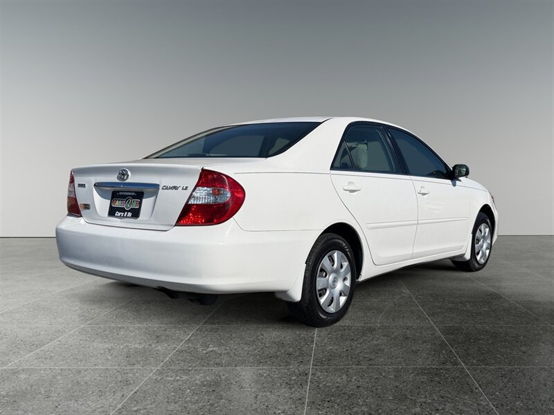 Used 2002 Toyota Camry LE FWD image 6