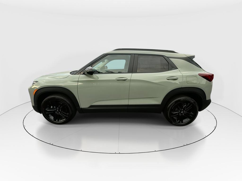 New 2026 Chevrolet TrailBlazer LT w/ Midnight Edition FWD image 5