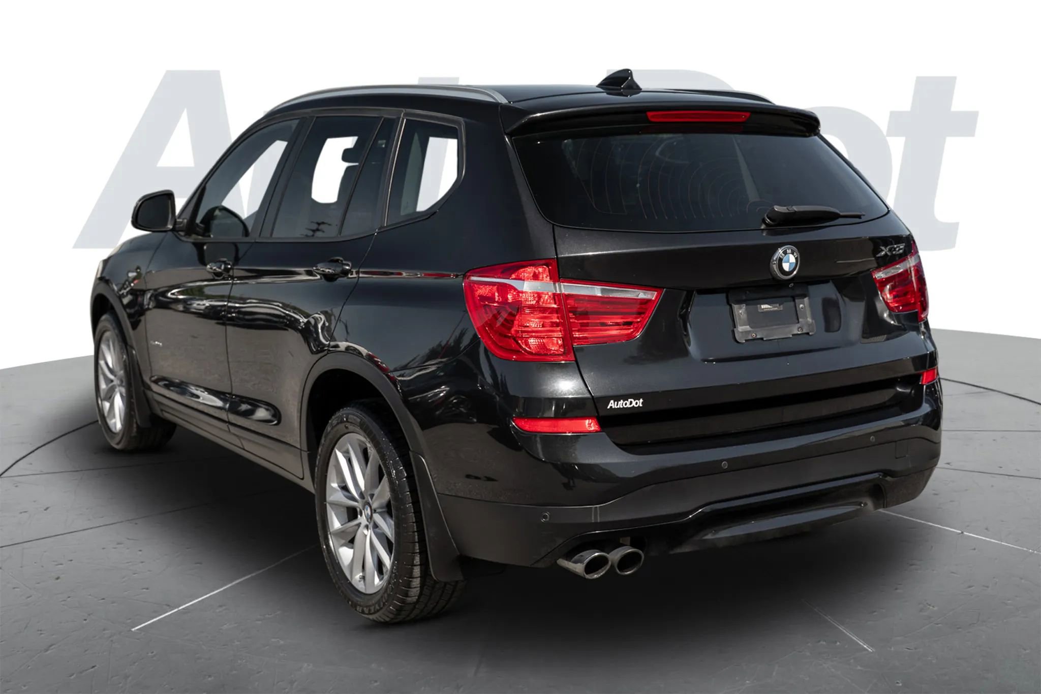 Used 2017 BMW X3 xDrive28i AWD/4WD image 2