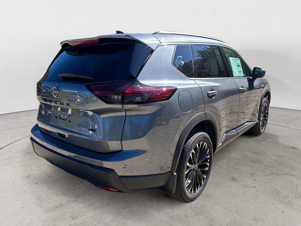 New 2026 Nissan Rogue Dark Armor AWD/4WD image 5