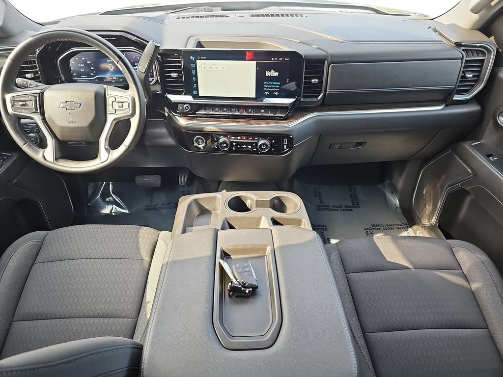 Used 2023 Chevrolet Silverado 1500 RST AWD/4WD image 13