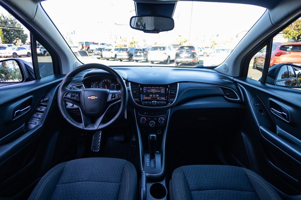 Used 2020 Chevrolet Trax LS w/ Tint and Cruise Package image 20