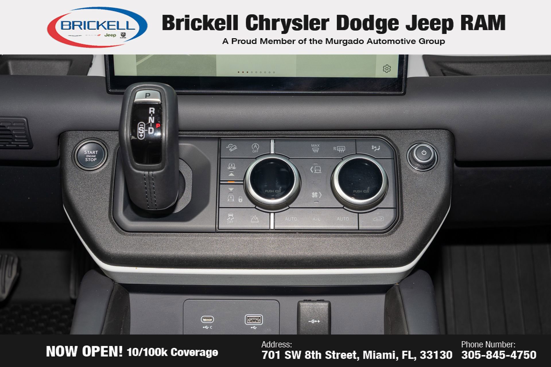 Used 2023 Land Rover Defender 130 SE image 22