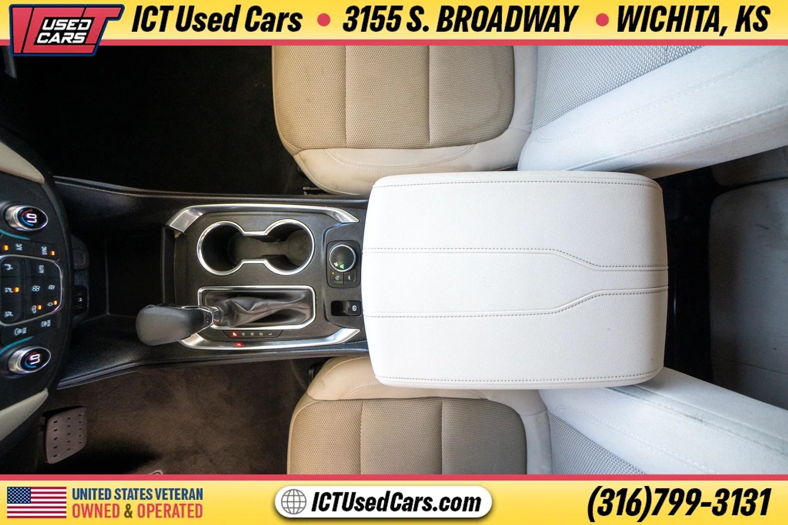 Used 2022 Chevrolet Traverse LS FWD image 20