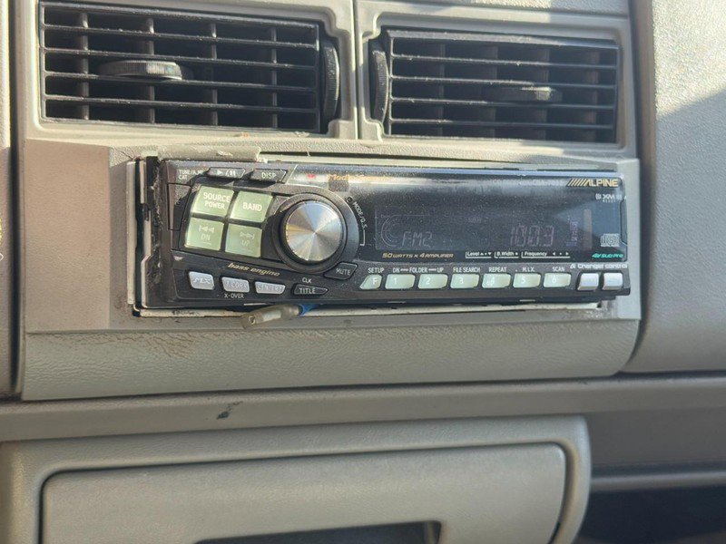 Used 1994 GMC Sierra 1500 4x4 Regular Cab image 21