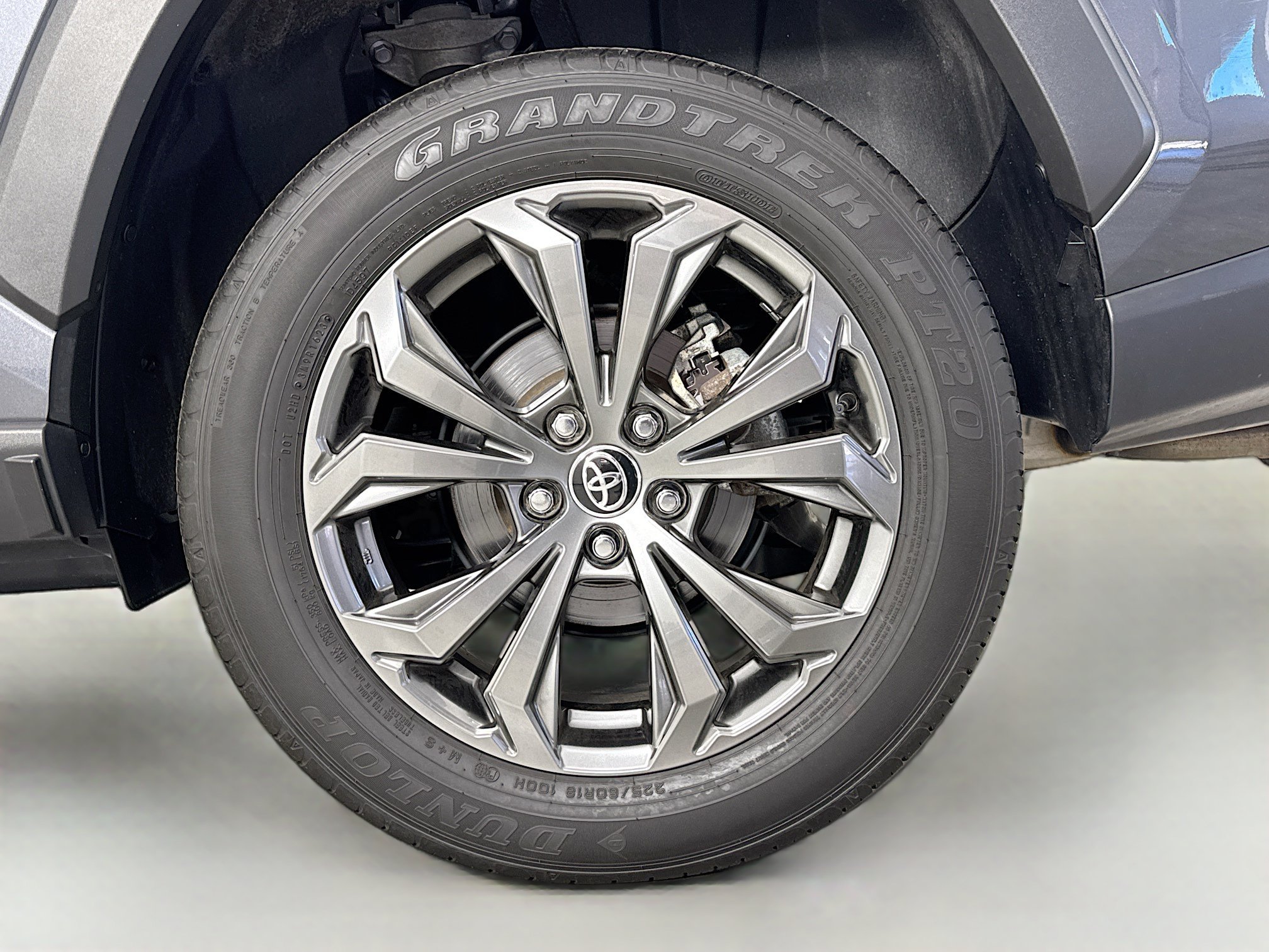 Certified 2023 Toyota RAV4 XLE Premium AWD/4WD image 32